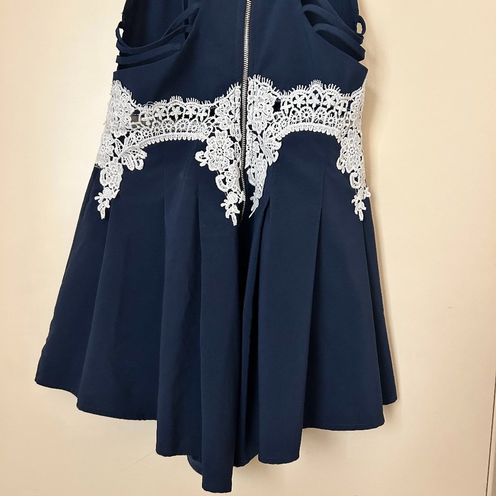 Navy Blue Halter Neck Romper with White Lacy Detail and Open Back - Picture 8 of 8